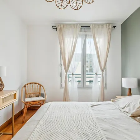 Charming 6-person Pied-a-terre In Cuire Apartment *