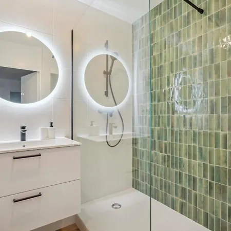 Charming 6-person Pied-a-terre In Cuire * Caluire-et-Cuire